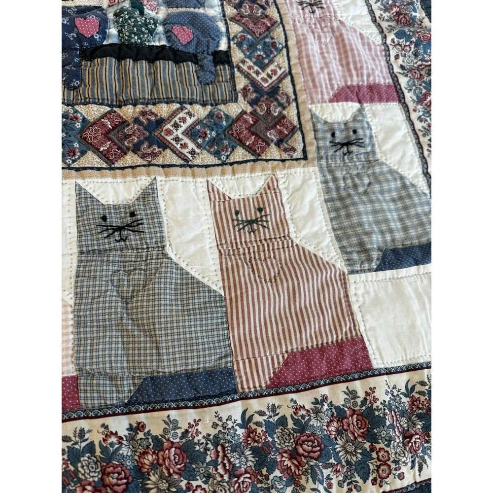 Vintage Handmade Patchwork Cat Quilt Wall Hanging Folk Art Country Cottage Decor
